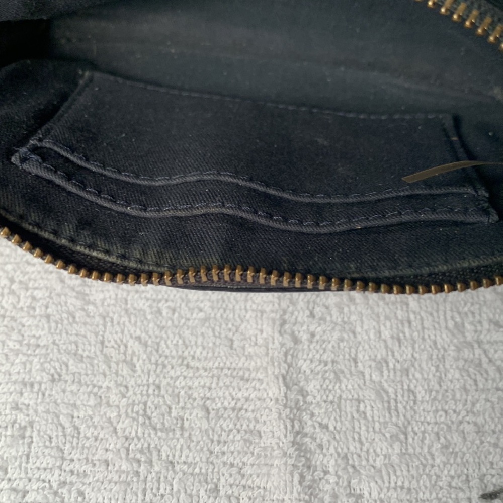 COACH JET BLACK WRISTLET - Picture 6 of 10